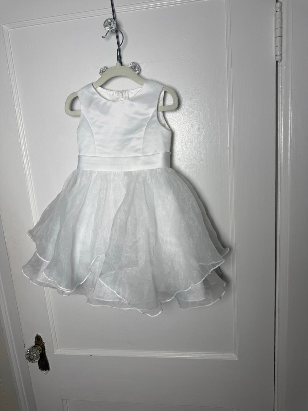 David's Bridal White Girly Frilly Flower Girl Dress Toddler Girl Size 3T